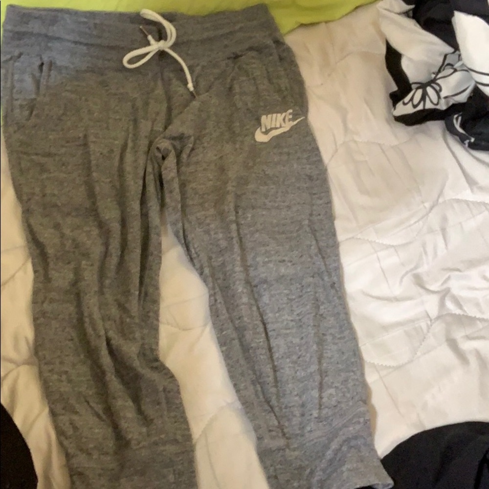 Nike Capri joggers
